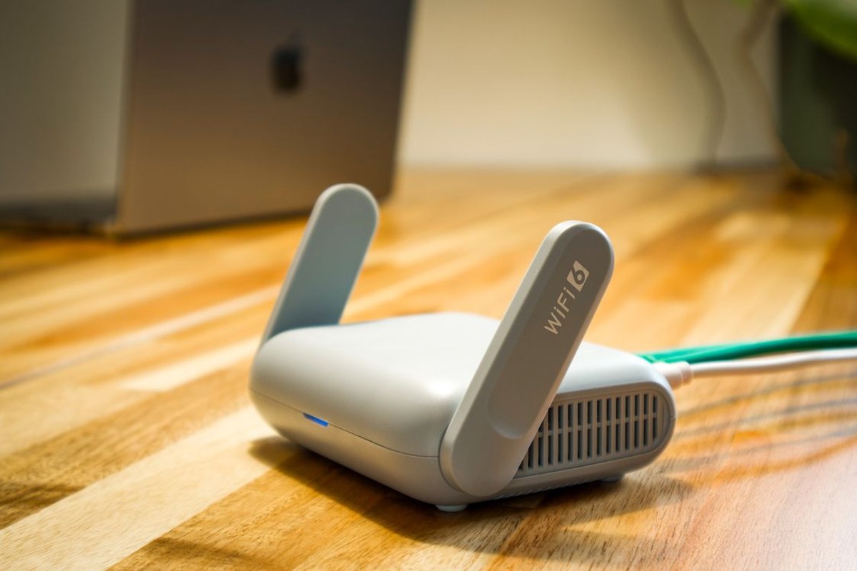 Home Wi-Fi router on a desk for the strongest wifi password